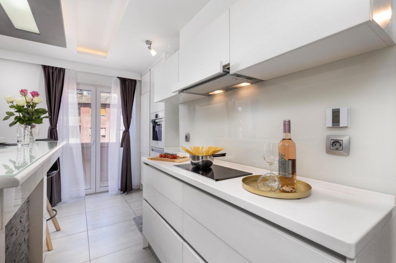 Apartment Hana Rijeka Exterior foto